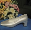 Kényelmes menyasszonyi cipö, festhetö selyemszaténból