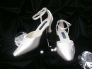 Shade trottör sarkú gyöngygyel díszített esküvői cipő SH/348
