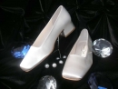 Alacsonysarkú egyszerü festhető Shade esküvői cipő SH/500