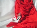 Pirosra átfestett selyemszatén cipő, hozzávaló táska is festhetö, Meadows
